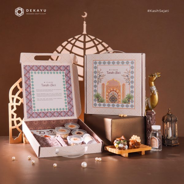 souvenir haji premium MUZDALIFAH isi box kurma zamzam custom Dekayu