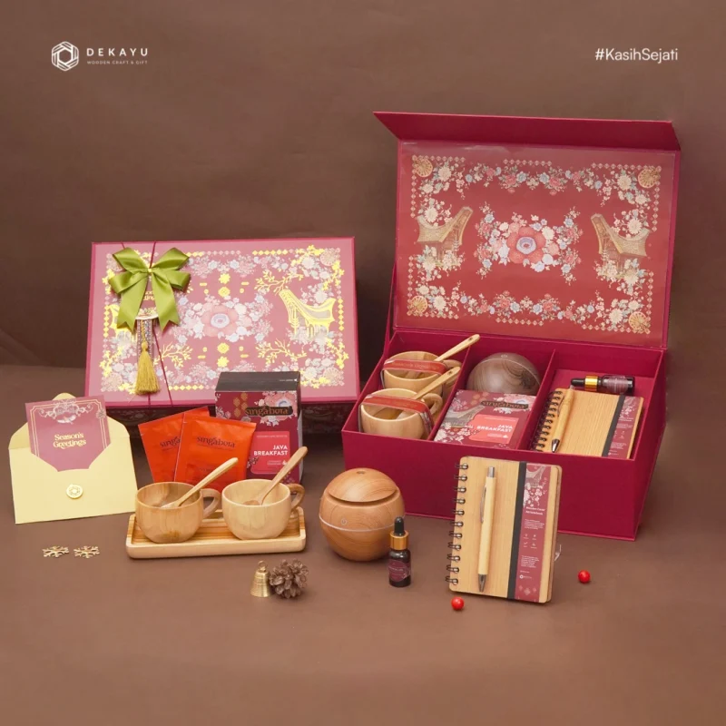 Graceful Wonder: Hampers Natal untuk Keseharian yang Berkesan