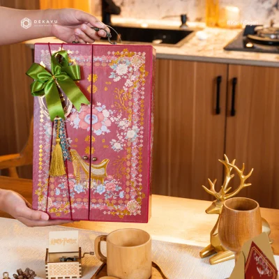 Laras: Hampers Natal Playful dengan Pengalaman Gifting yang Unik
